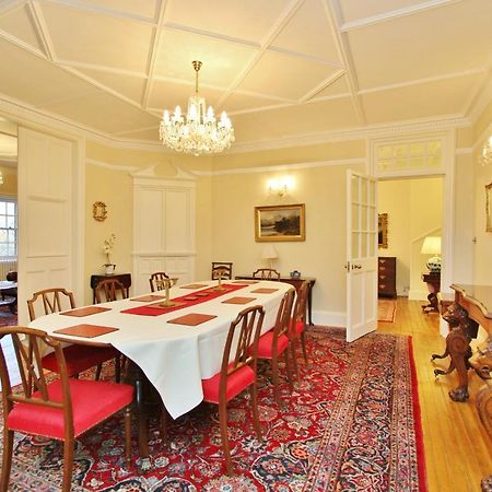 Ramsay Garden - Spacious 3-Bedroom Apartment Next To Edinburgh Castle Eksteriør bilde