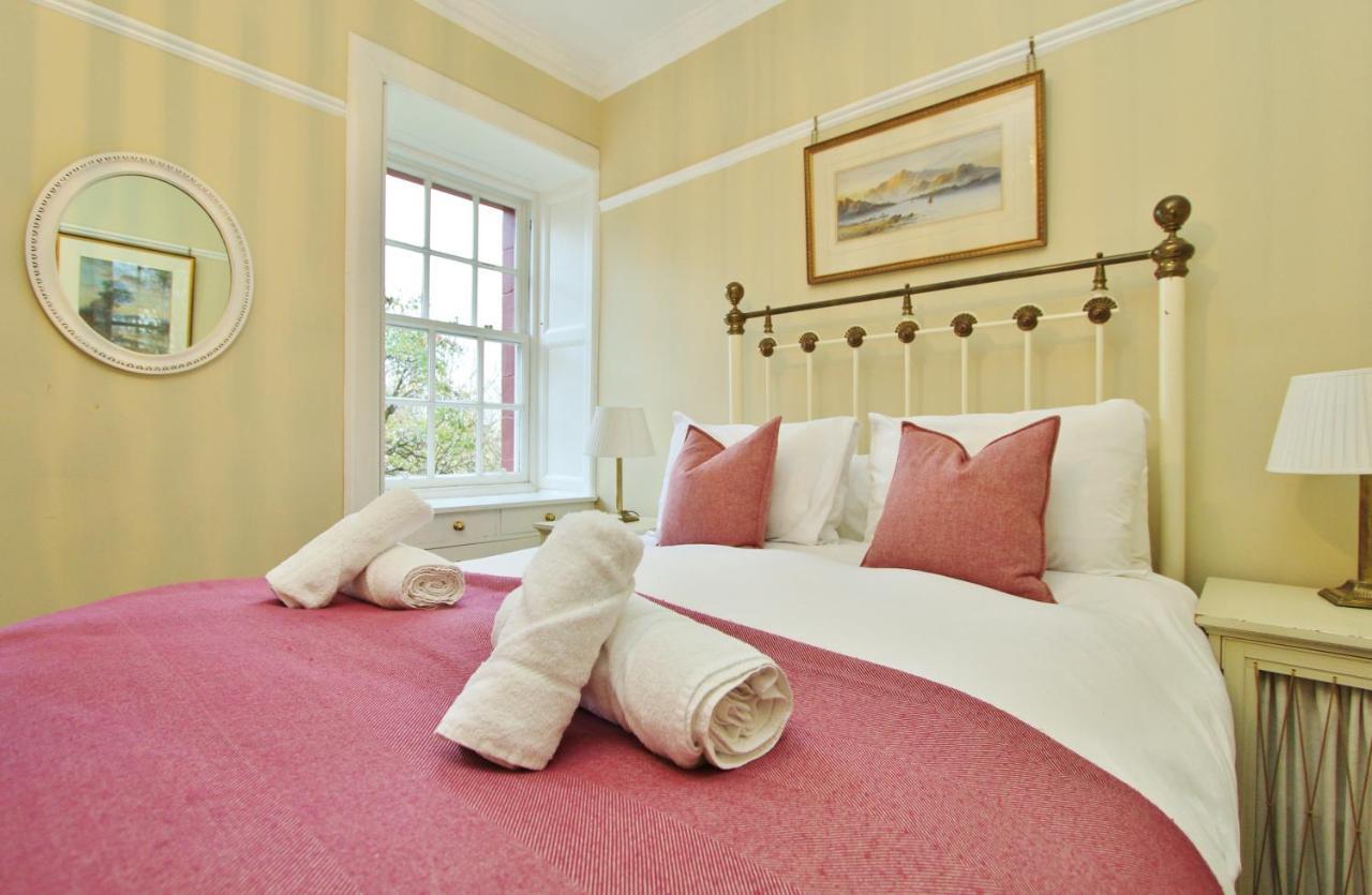 Ramsay Garden - Spacious 3-Bedroom Apartment Next To Edinburgh Castle Eksteriør bilde
