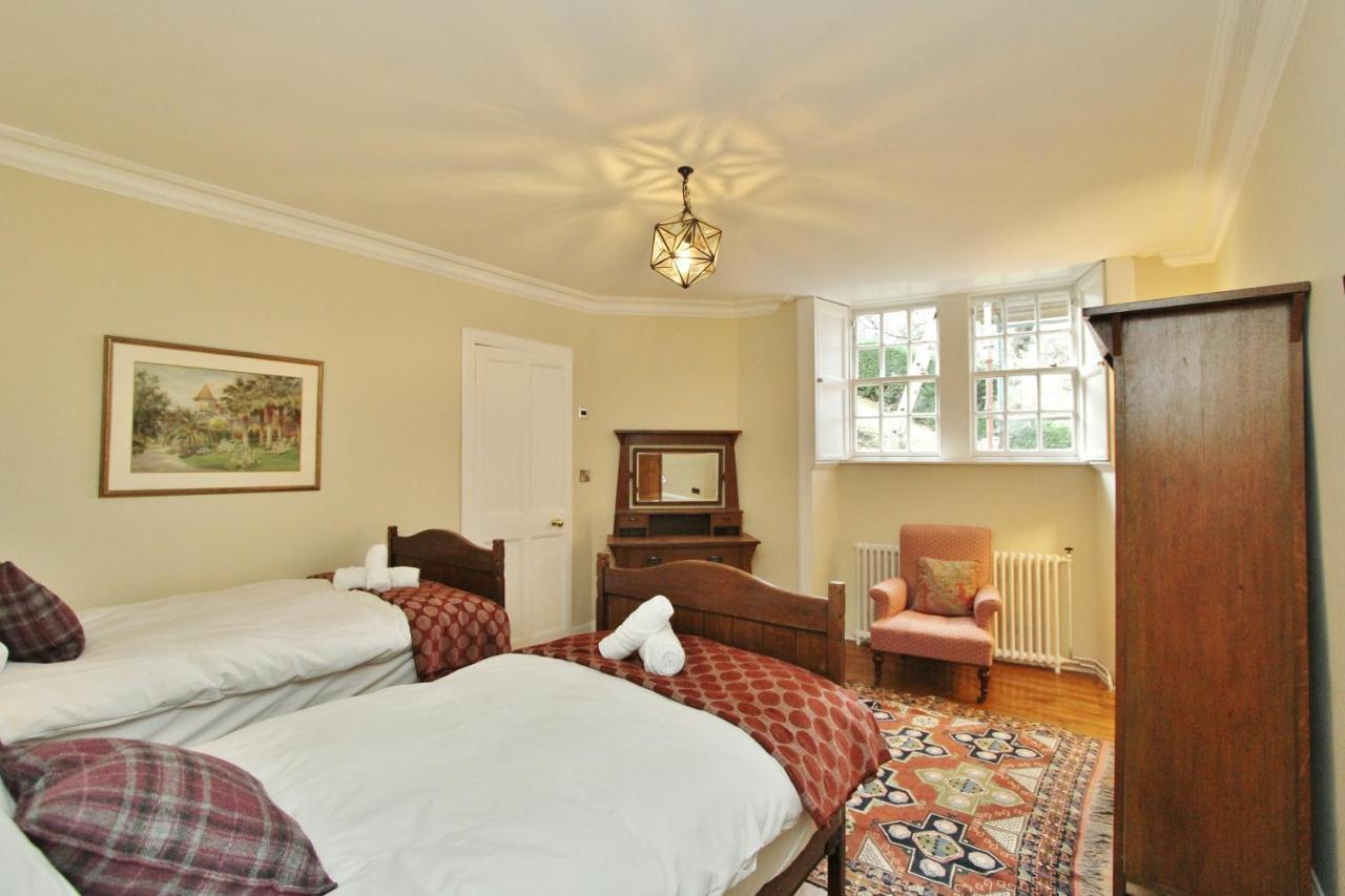 Ramsay Garden - Spacious 3-Bedroom Apartment Next To Edinburgh Castle Eksteriør bilde